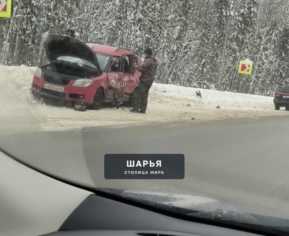 Утром ,после ледяного дождя , на повороте 89 км трассы Кострома-Буй произошло ДТП — Шарья — фото 3