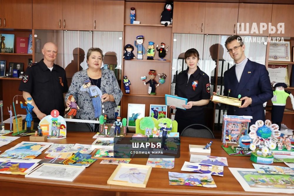 Юная шарьинка стала победителем в спецпремии конкурса «Полицейский Дядя Степа» — Шарья — фото 7