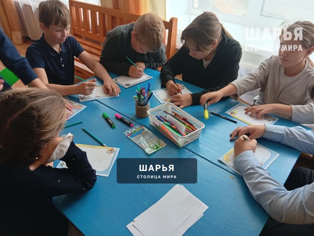 Юные инспекторы движения в Шарьинском районе изучают ПДД при использовании электросамокатов и… — Шарья — фото 3