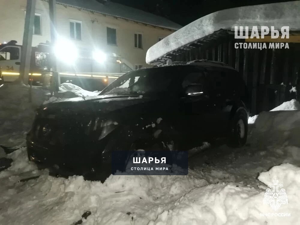 В Ветлужском сгорела дорогая иномарка — Шарья — фото 2