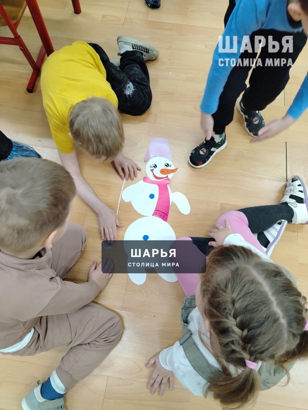 Дошколята Шарьи вновь вспомнили новогодних героев — Шарья — фото 5
