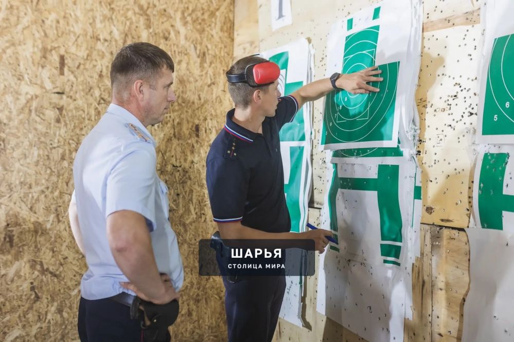 Сотрудники штабных подразделений полиции соревновались за звание «Лучший по профессии» — Шарья — фото 1