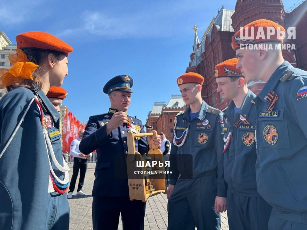 Частица пламени Вечного огня с Могилы Неизвестного Солдата передана делегации Костромской… — Шарья — фото 5