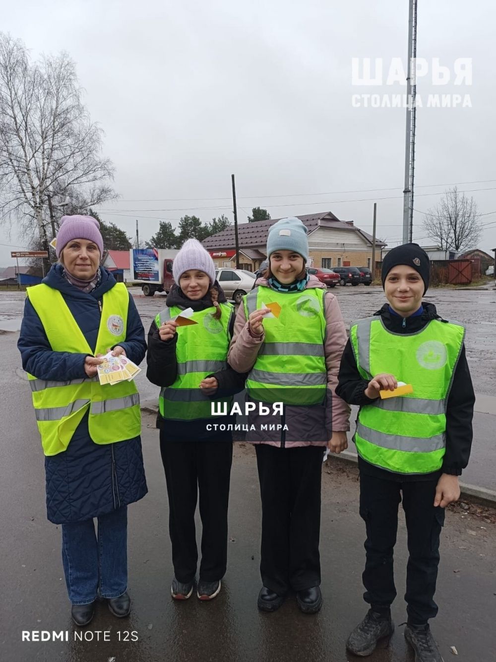 В рамках акции «Засветись» шарьинцам напомнили о необходимости использования СВЭ — Шарья — фото 7