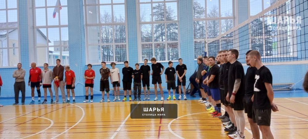 В Шарье состоялся Открытый новогодний кубок главы по волейболу — Шарья — фото 2