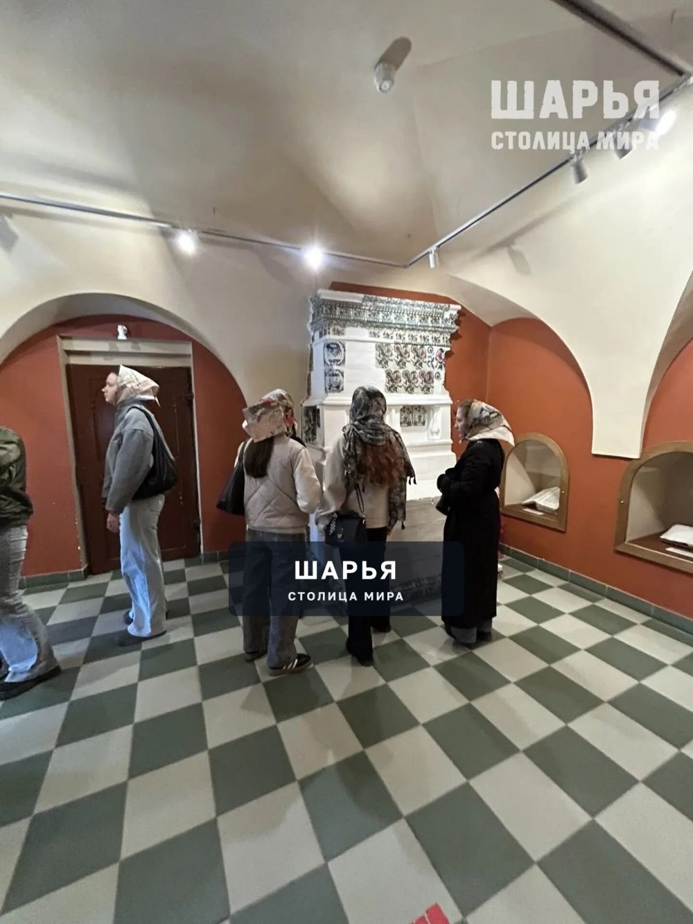 Студенты Шарьинского педагогического колледжа вместе с советником директора по воспитанию… — Шарья — фото 5
