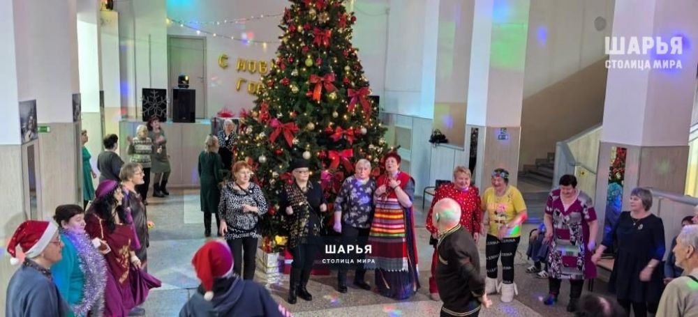 Шарьинцы золотого возраста посетили "Новогодний экспресс" — Шарья — фото 3