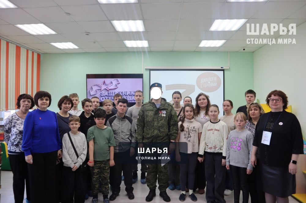 В шарьинской библиотеке прошла встреча школьников с участником СВО — Шарья