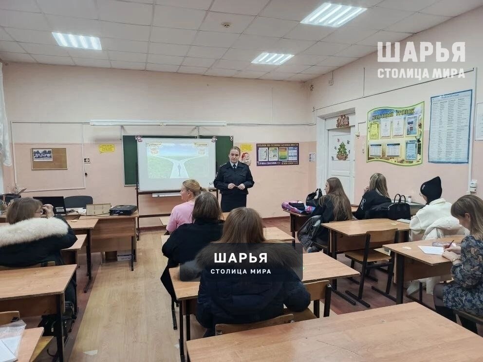 Автоинспекторы участвуют в родительских школьных собраниях — Шарья — фото 3