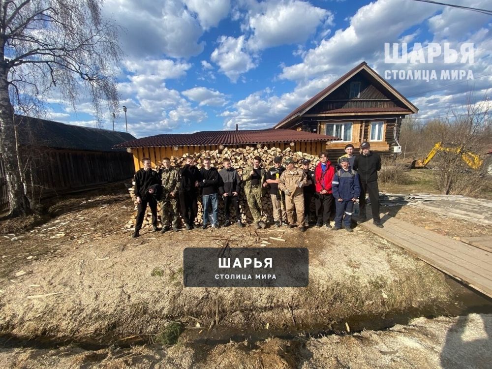 Шарьинские студенты помогают делом своим землякам — Шарья — фото 1