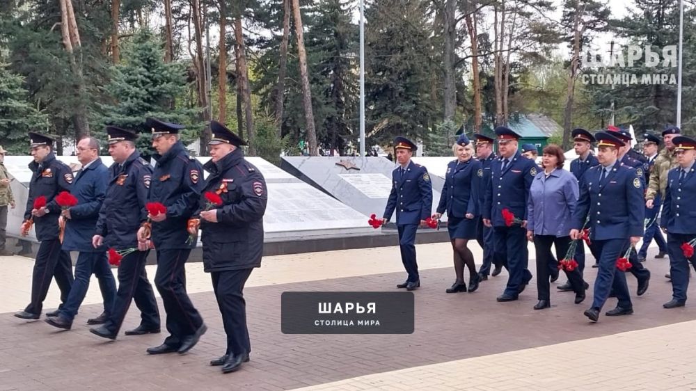 Частичка Вечного огня привезена в Шарьинский район — Шарья — фото 3
