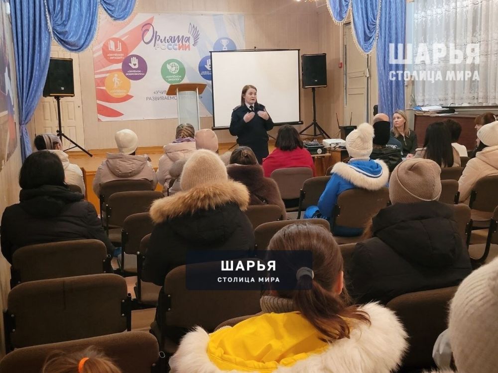 Автоинспекторы участвуют в родительских школьных собраниях — Шарья — фото 4