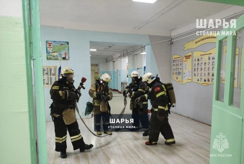 В Шарье прошли пожарно-тактические учения в школе — Шарья — фото 2