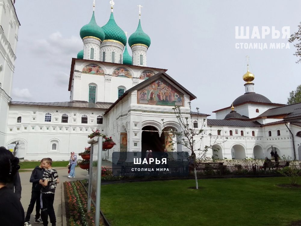 Шарьинские школьницы стали участницами паломнической поездки "Святыни Отечества" — Шарья — фото 7