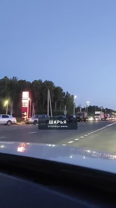 Заправка Лукойл за городом — Шарья