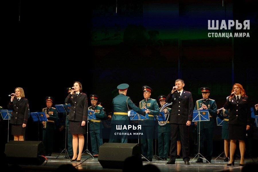 Сотрудники полиции отмечены ведомственными наградами — Шарья — фото 8