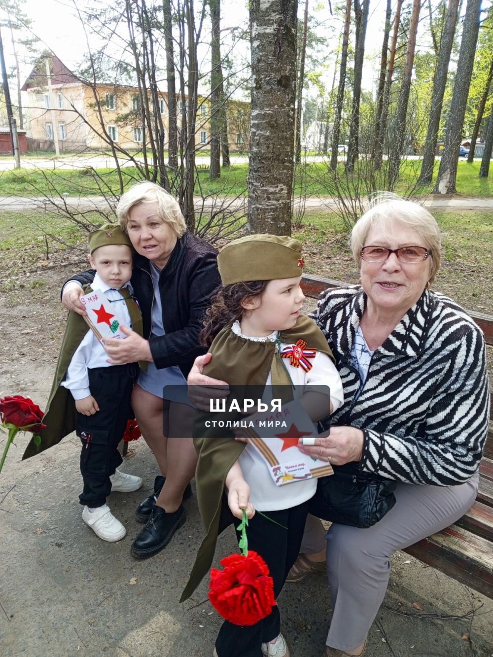 В преддверии Дня Победы воспитанники МБДОУ "Детский сад 6 "Семицветик" сада из групп… — Шарья — фото 5