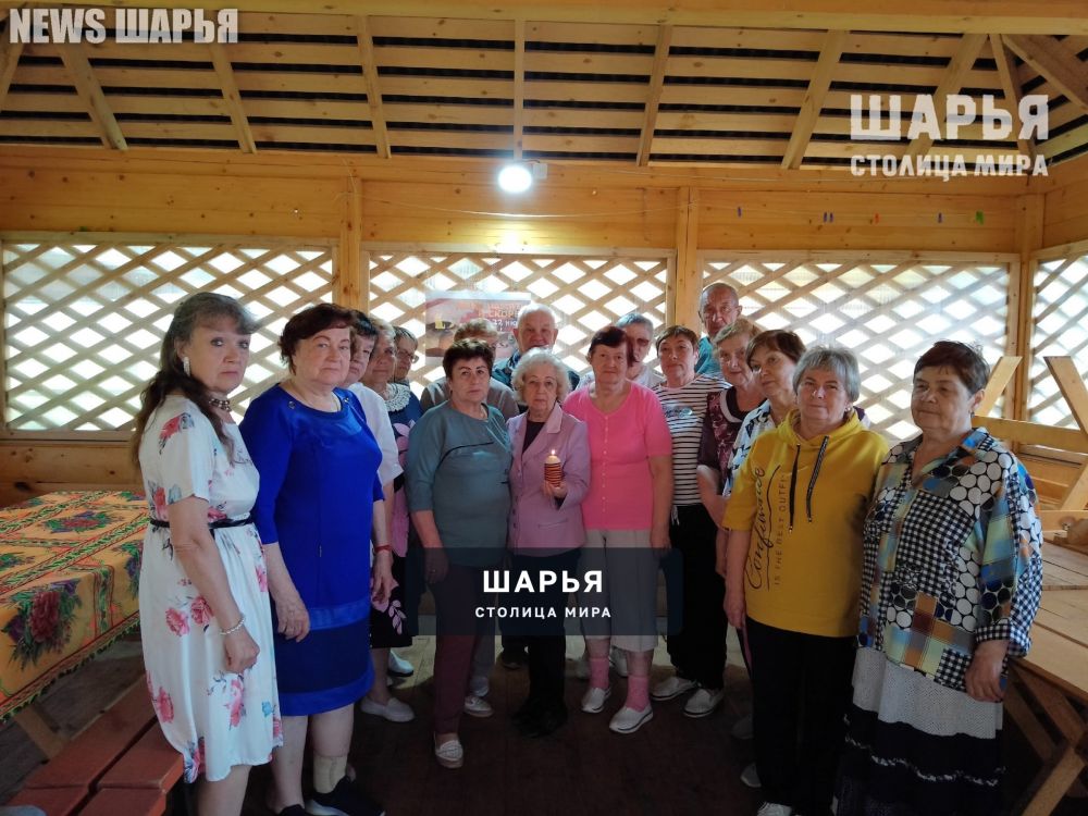 В Городском парке прошла встреча людей старшего поколения, посвященная Дню памяти и скорби — Шарья