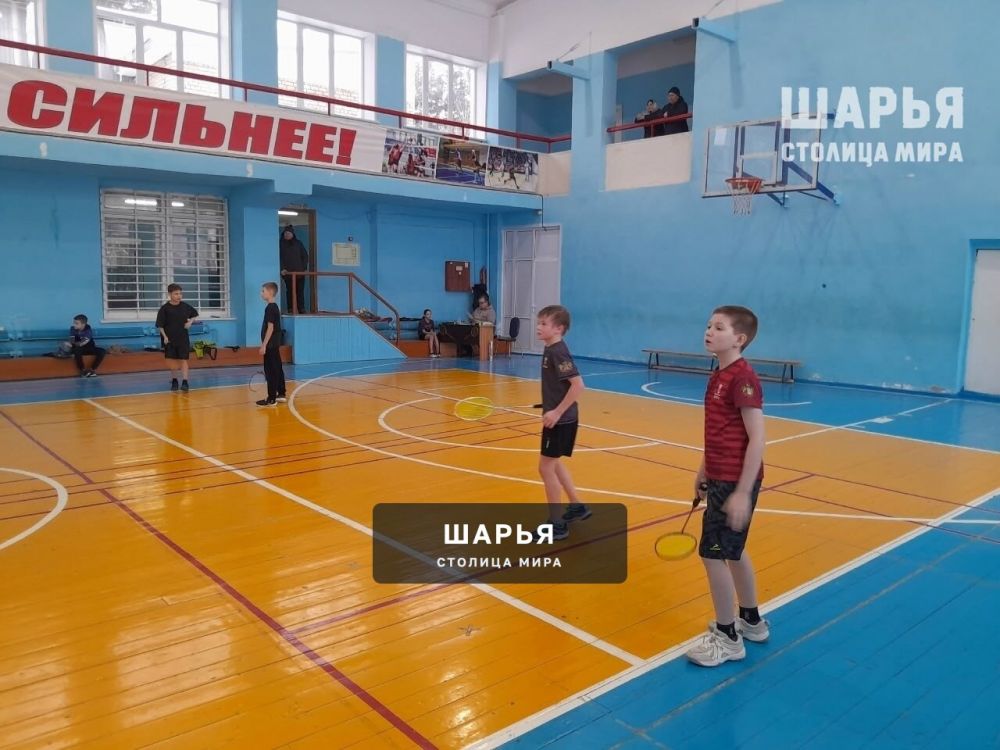 Школьники из Ветлужского лучше всех играют в бадминтон — Шарья — фото 5