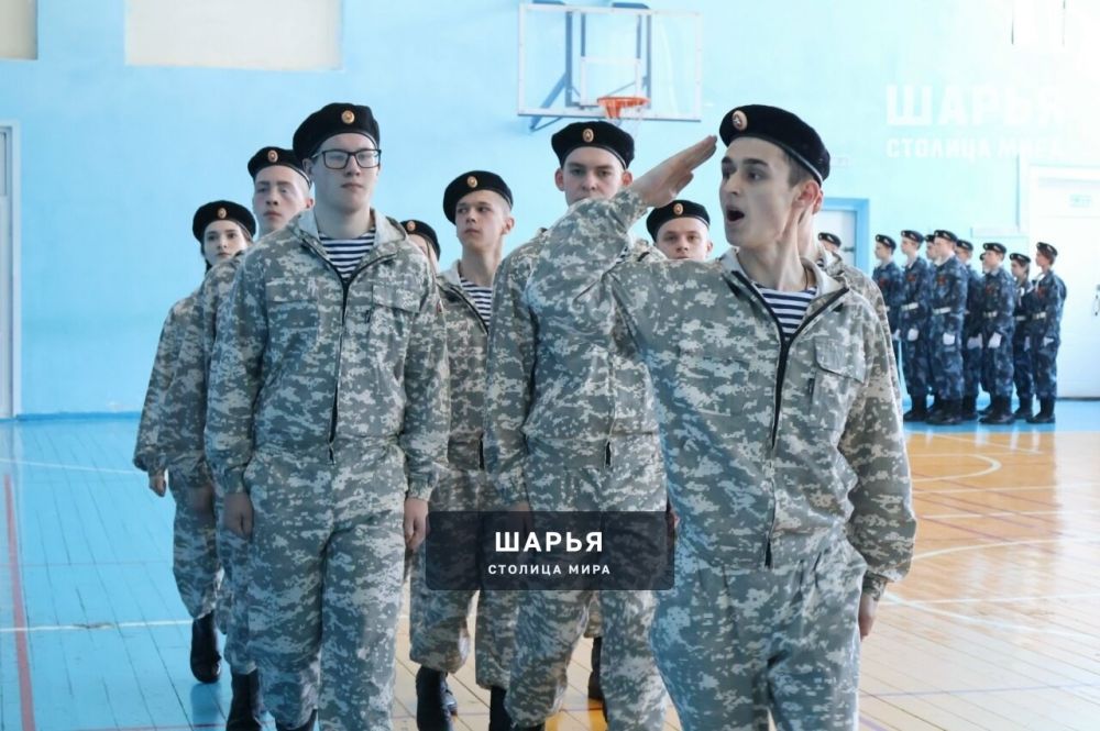 В Шарье прошел зональный этап смотра строя и песни «Плац-Парад» — Шарья — фото 3