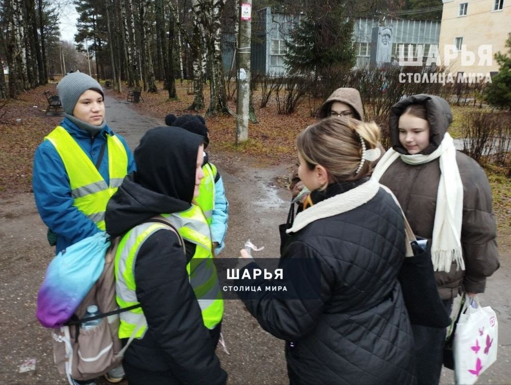 В рамках акции «Засветись» шарьинцам напомнили о необходимости использования СВЭ — Шарья — фото 9