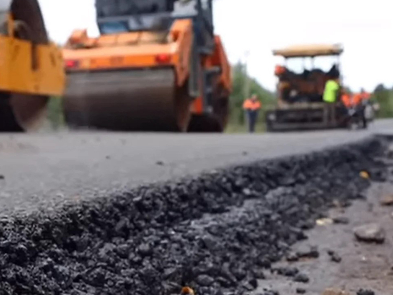 В Костроме отремонтировали подъезд к парковке у Чернигинской набережной
