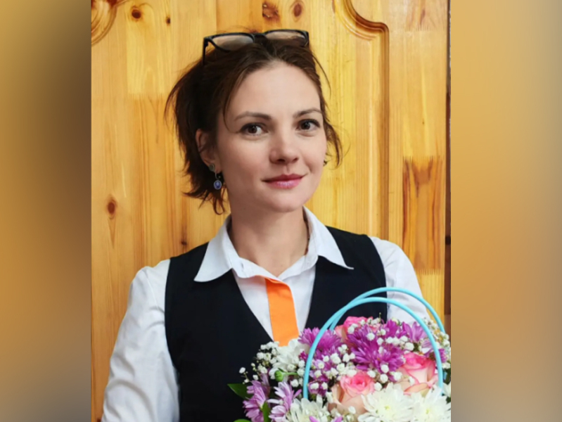 «Только то, что мы отдаём, по-настоящему остаётся с нами»: костромской педагог Елена Ящерицына – о призвании, сельской школе и любви к детям — фото 1