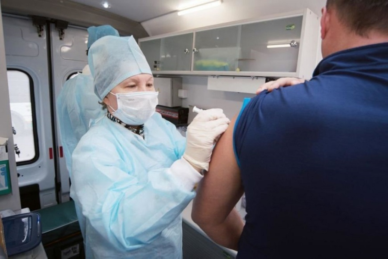Губернатор поручил ускорить вакцинацию от гриппа в Костромской области