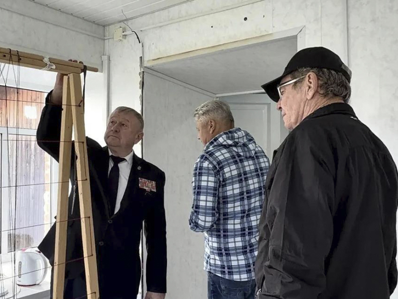Волонтёров костромского села принудительно выселяют из их штаба