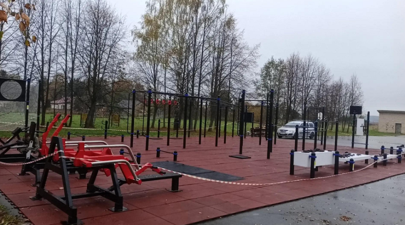 В Костромской области еженедельно проверяют строительство малых спортивных площадок