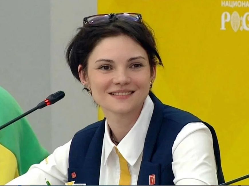 «Только то, что мы отдаём, по-настоящему остаётся с нами»: костромской педагог Елена Ящерицына – о призвании, сельской школе и любви к детям — фото 2