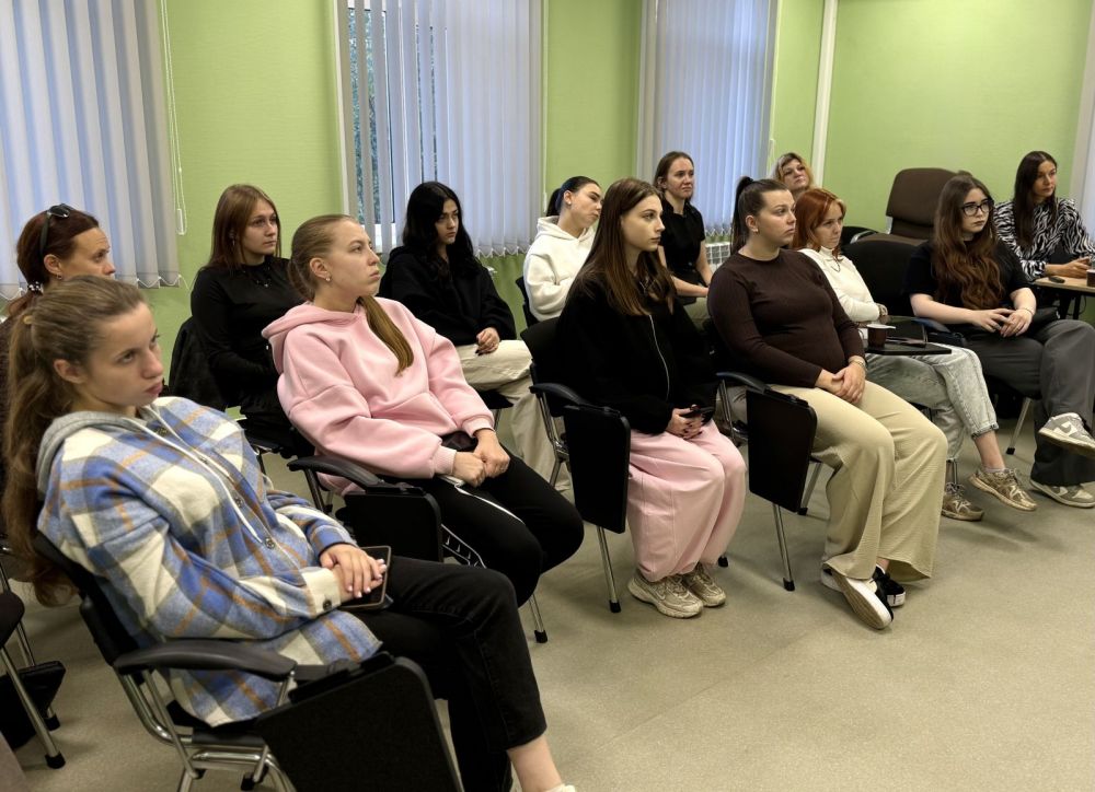 В Костромской области открылся клуб поддержки будущих мам-студенток «Жду чуда» — фото 2