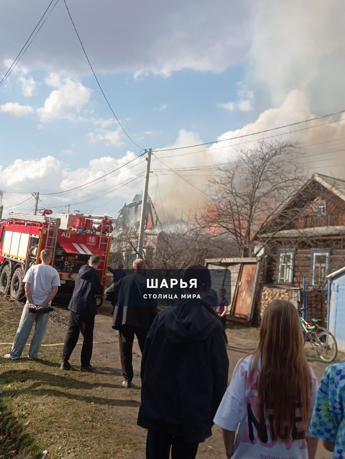 Вроде на улице Октябрьской — Шарья