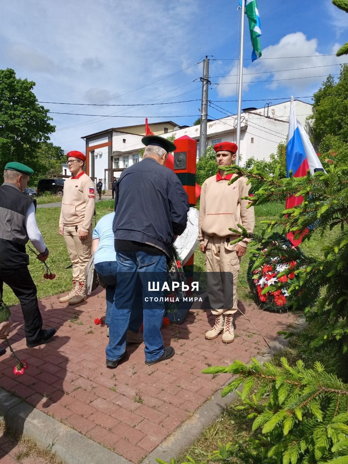 Сразу два рода войск отметили свои профессиональные праздники на минувшей неделе — Шарья