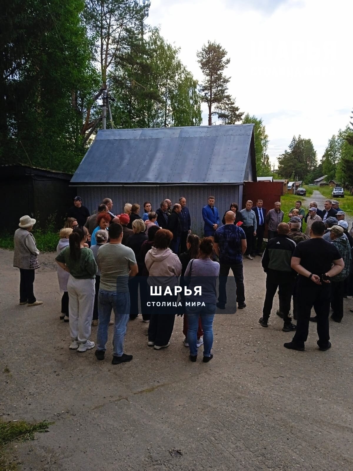 С шарьинцами обсудили предстоящий снос гаражей и кладовок на ул. Юбилейной — Шарья